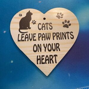 Heartfelt Cat Paw Print Sign - Natural Wood